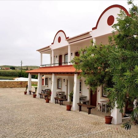 Отель Patio Da Figueira Торреш-Ведраш Экстерьер фото